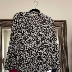 Loft. Size SP. black and white